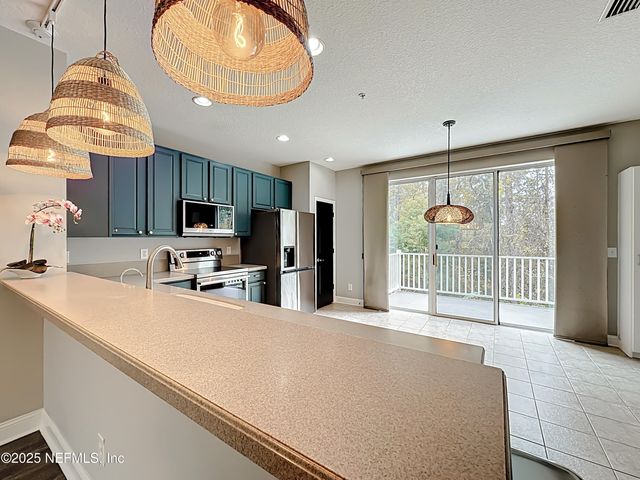 4590 CAPITAL DOME Drive, Jacksonville, FL 32246