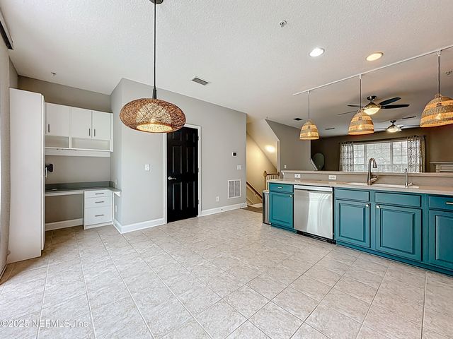 4590 CAPITAL DOME Drive, Jacksonville, FL 32246