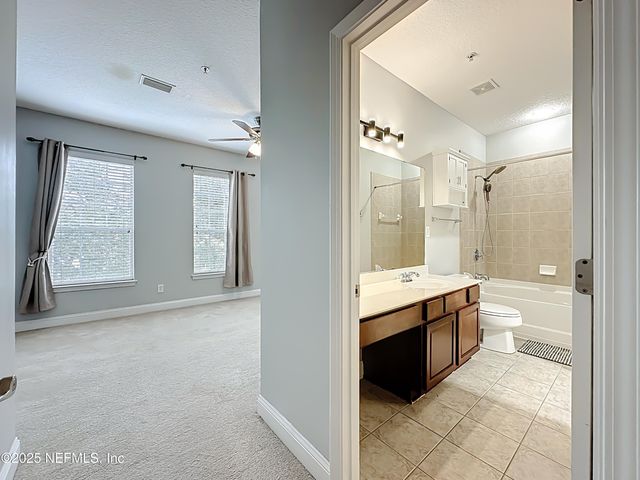 4590 CAPITAL DOME Drive, Jacksonville, FL 32246