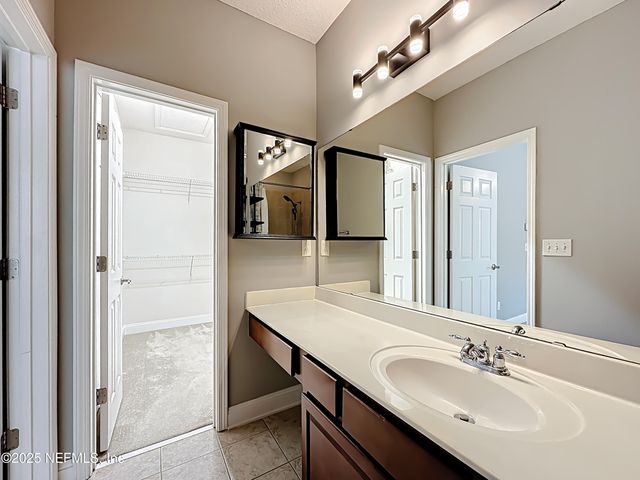 4590 CAPITAL DOME Drive, Jacksonville, FL 32246