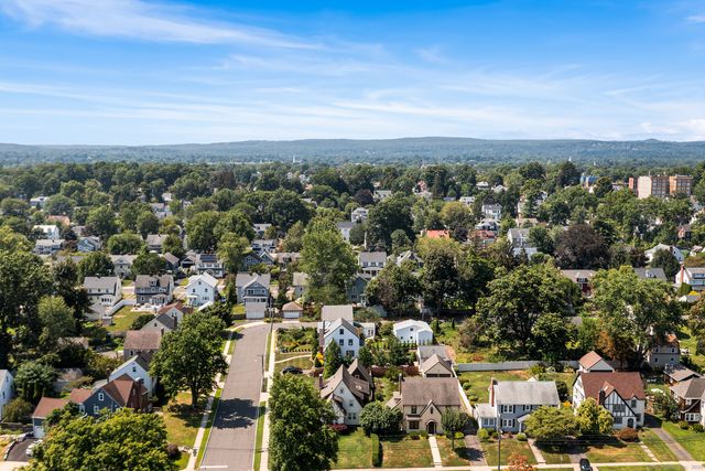 192 Warrenton Avenue, West Hartford, CT 06119