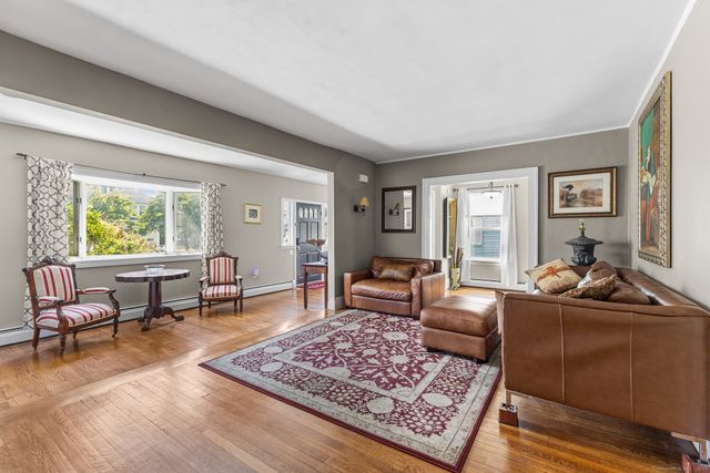 192 Warrenton Avenue, West Hartford, CT 06119