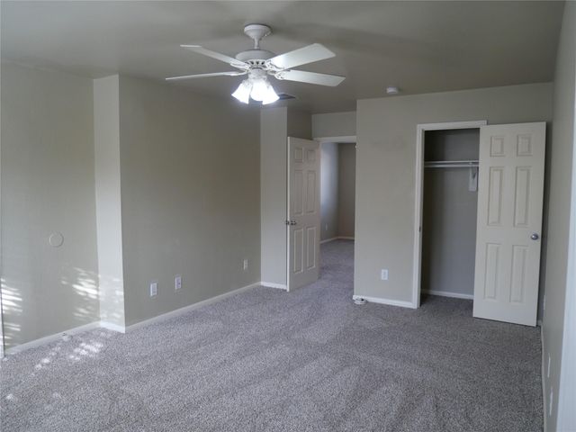 1739 Nichole Woods Drive, Houston, TX 77047