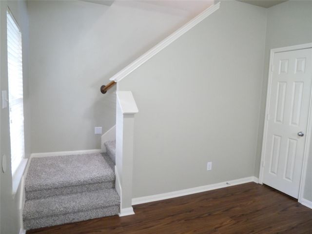 1739 Nichole Woods Drive, Houston, TX 77047