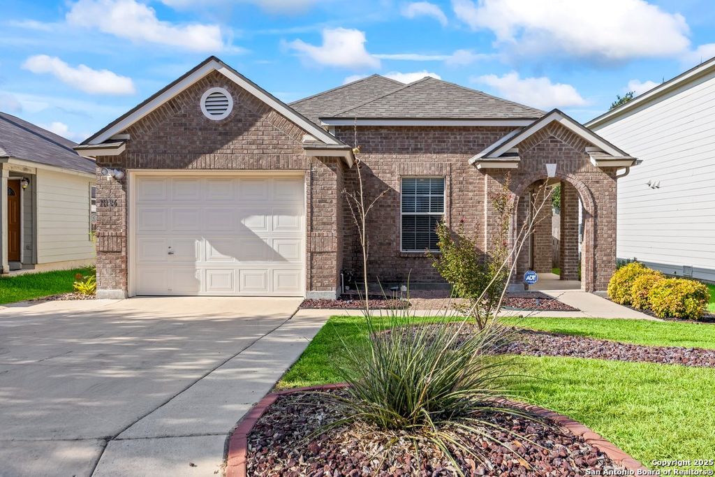 11126 Ranger Cavern, San Antonio, TX 78254