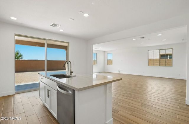21475 E CATTLE Drive, Queen Creek, AZ 85142