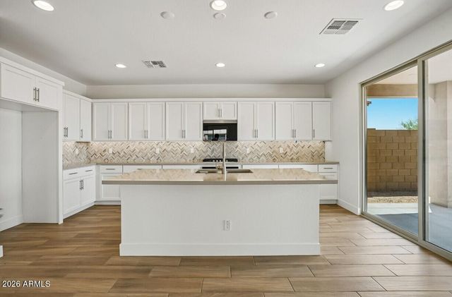 21475 E CATTLE Drive, Queen Creek, AZ 85142
