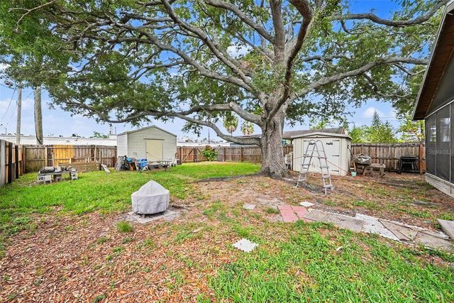 5560 76TH AVENUE N, Pinellas Park, FL 33781