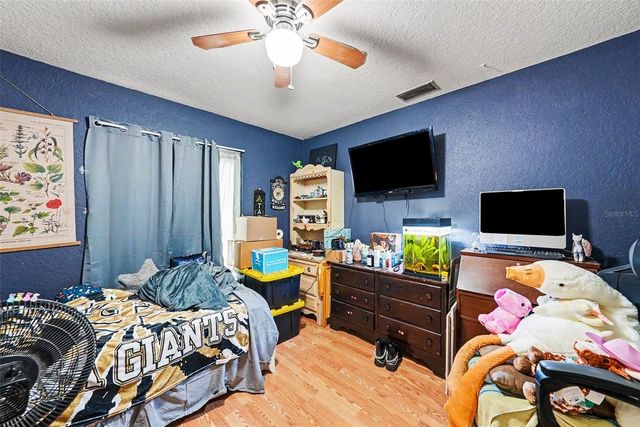 5560 76TH AVENUE N, Pinellas Park, FL 33781