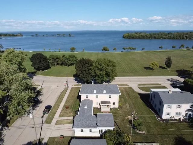 1117 BALDWIN AVENUE, Oshkosh, WI 54901