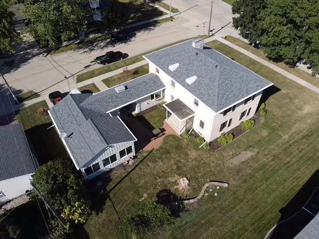 1117 BALDWIN AVENUE, Oshkosh, WI 54901