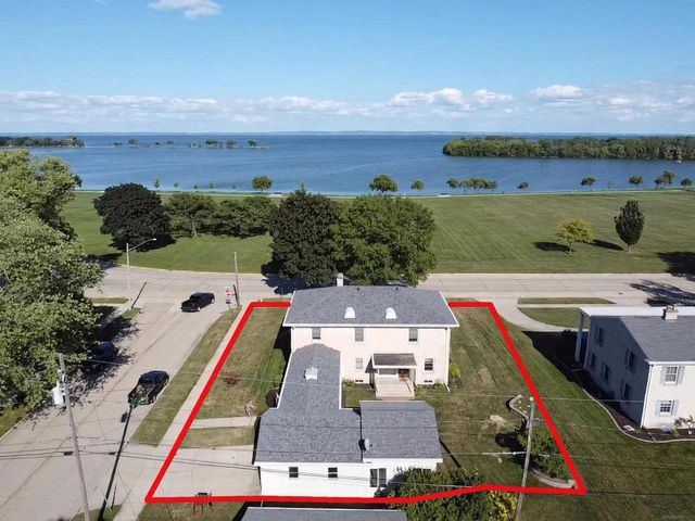 1117 BALDWIN AVENUE, Oshkosh, WI 54901