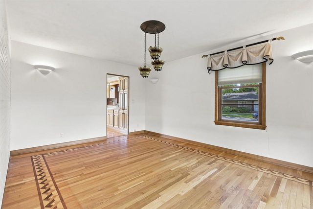 1117 BALDWIN AVENUE, Oshkosh, WI 54901