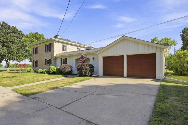 1117 BALDWIN AVENUE, Oshkosh, WI 54901