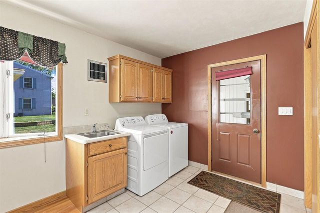 1117 BALDWIN AVENUE, Oshkosh, WI 54901