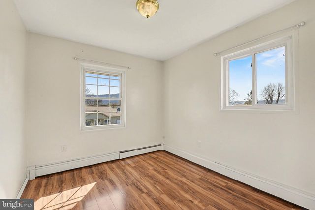 40 JEFFERSON ST, Duncannon, PA 17020