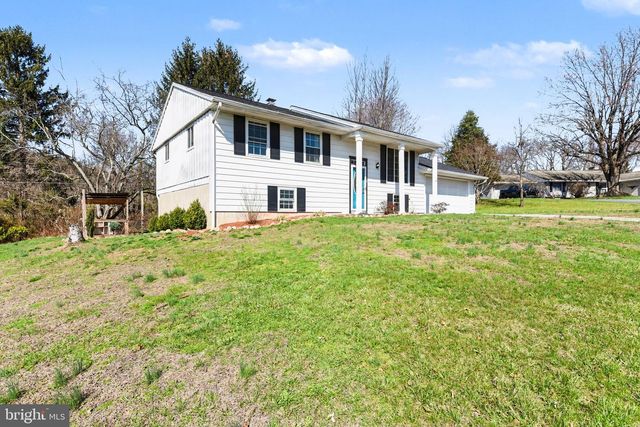 40 JEFFERSON ST, Duncannon, PA 17020