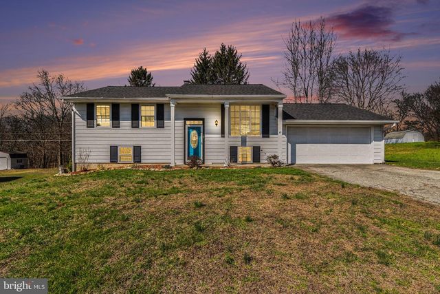 40 JEFFERSON ST, Duncannon, PA 17020