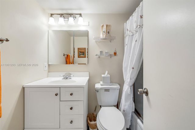 2051 N Newport N 2051, Deerfield Beach, FL 33442