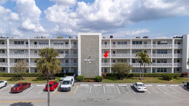 2051 N Newport N 2051, Deerfield Beach, FL 33442