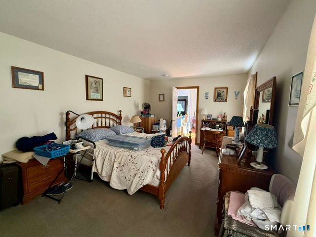 621 Overlook Path 621, Southington, CT 06489