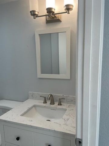 6905 69th Way, West Palm Beach, FL 33407