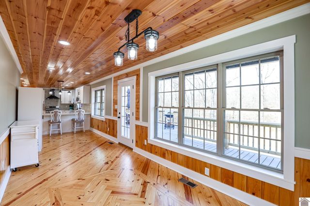 2255 Lovelaceville Florence Sta Rd W, Paducah, KY 42001