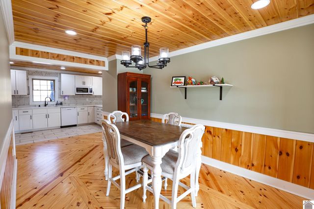 2255 Lovelaceville Florence Sta Rd W, Paducah, KY 42001