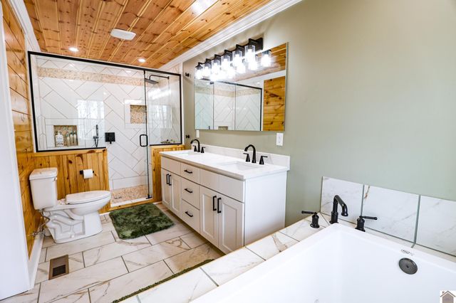 2255 Lovelaceville Florence Sta Rd W, Paducah, KY 42001