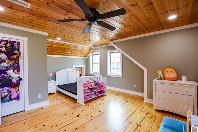 2255 Lovelaceville Florence Sta Rd W, Paducah, KY 42001