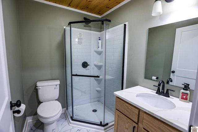 2255 Lovelaceville Florence Sta Rd W, Paducah, KY 42001