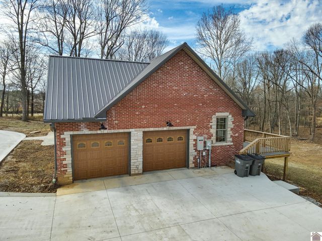 2255 Lovelaceville Florence Sta Rd W, Paducah, KY 42001