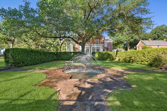 1508 Sycamore Avenue, Corsicana, TX 75110