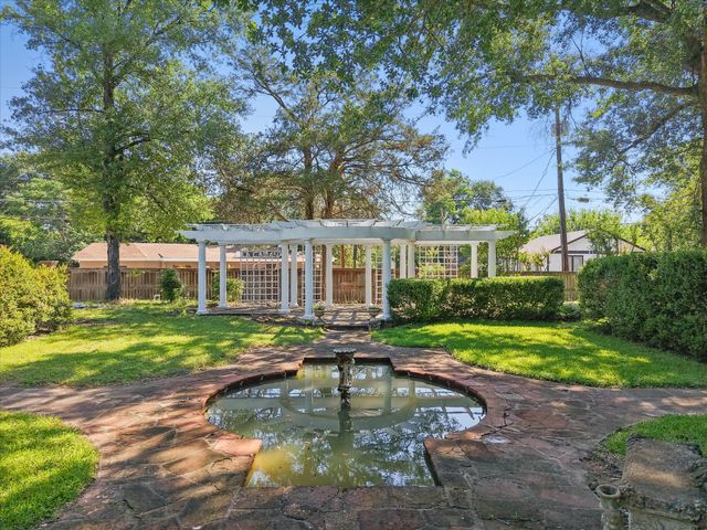 1508 Sycamore Avenue, Corsicana, TX 75110