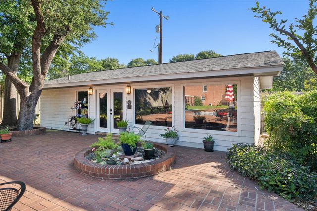 1508 Sycamore Avenue, Corsicana, TX 75110
