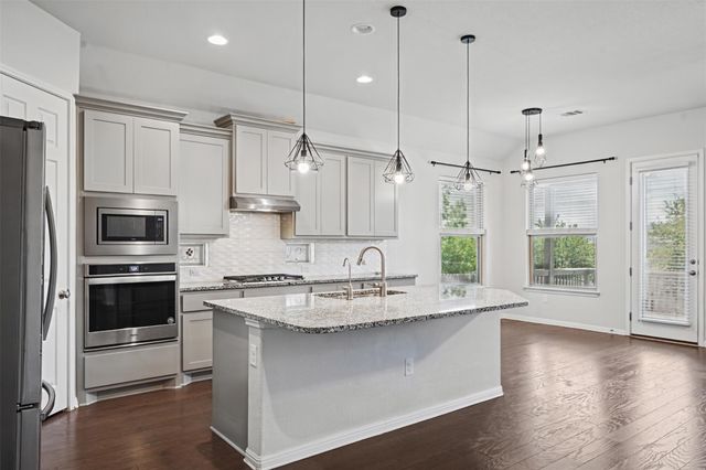 806 Clearwell ST, Cedar Park, TX 78613