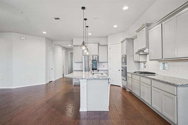 806 Clearwell ST, Cedar Park, TX 78613