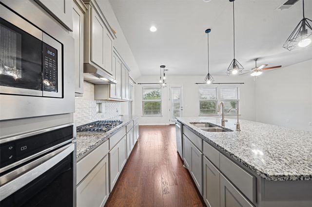 806 Clearwell ST, Cedar Park, TX 78613