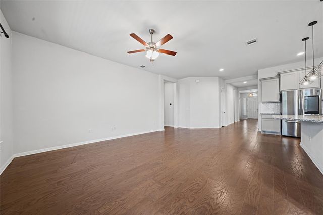 806 Clearwell ST, Cedar Park, TX 78613