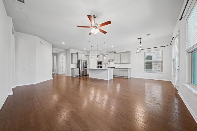 806 Clearwell ST, Cedar Park, TX 78613