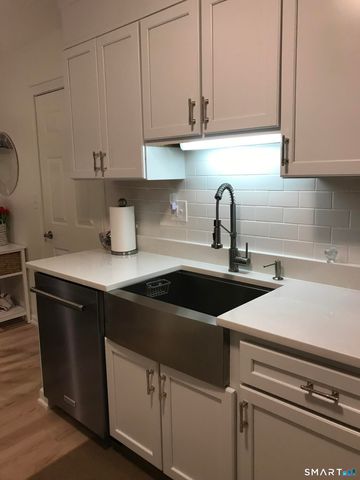 449 The Meadows, Enfield, CT 06082