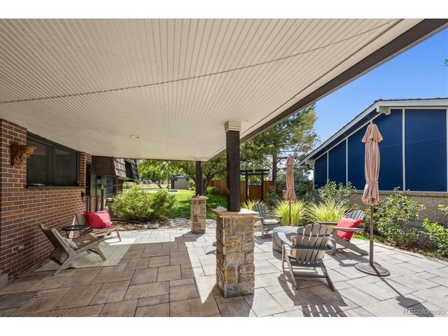 6277 S Locust St, Centennial, CO 80111