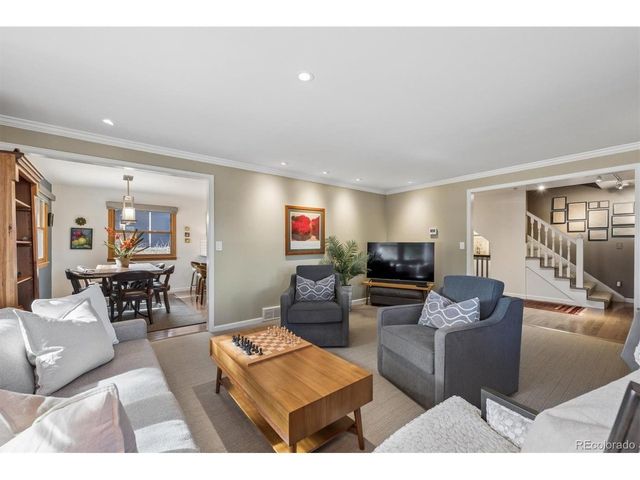 6277 S Locust St, Centennial, CO 80111