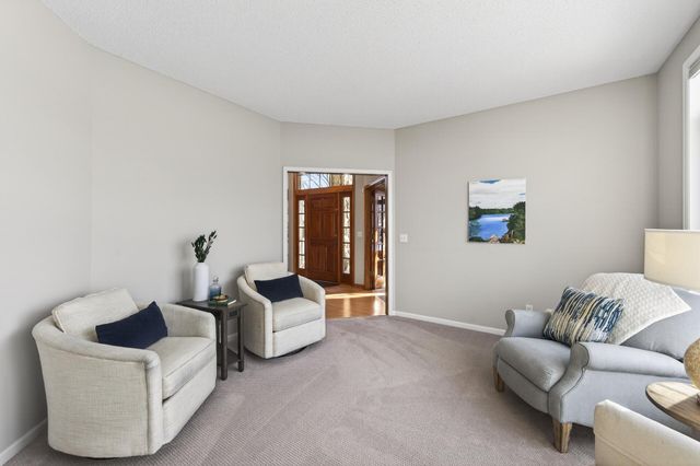 10147 Gristmill Ridge, Eden Prairie, MN 55347