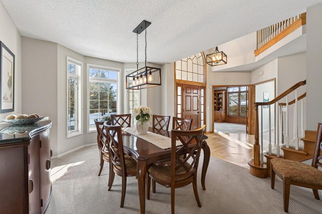 10147 Gristmill Ridge, Eden Prairie, MN 55347