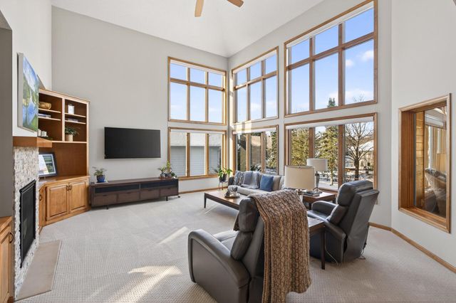 10147 Gristmill Ridge, Eden Prairie, MN 55347