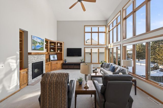 10147 Gristmill Ridge, Eden Prairie, MN 55347