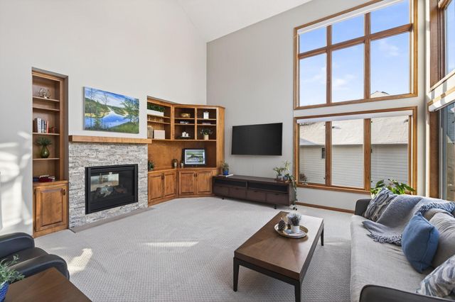 10147 Gristmill Ridge, Eden Prairie, MN 55347