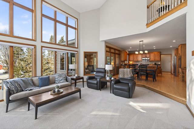 10147 Gristmill Ridge, Eden Prairie, MN 55347