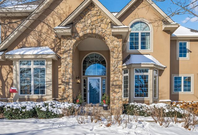 10147 Gristmill Ridge, Eden Prairie, MN 55347